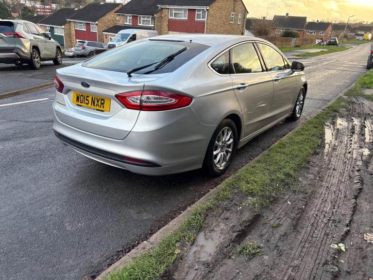 2015 Ford Mondeo 2.0 TDCi ECOnetic Zetec Euro 6 (s/s) 5dr Diesel