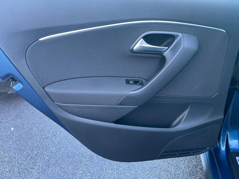 2016 Volkswagen Polo 1.8 TSI BlueMotion Tech GTI DSG Euro 6 (s/s) 5dr HATCHBACK Petrol Automatic