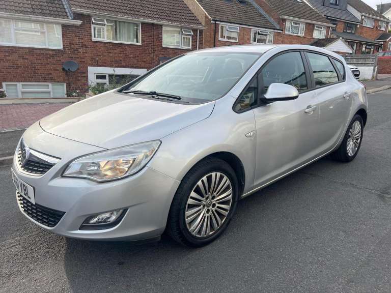  Vauxhall Astra Excite 2011 Petrol manual - ULEZ Free- 1 Year MOt