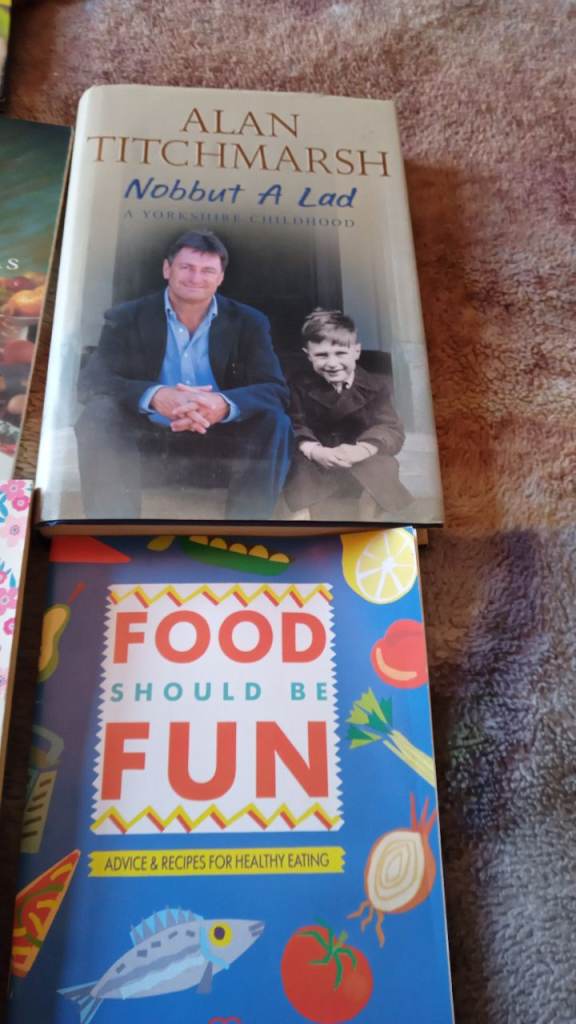 Book bundle ex condition £5