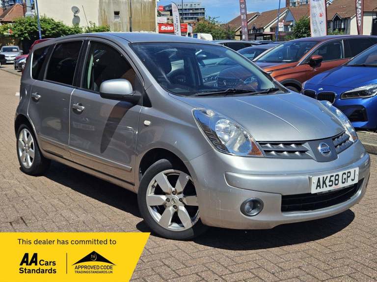  Nissan Note 1.6 16V Tekna Auto Euro 4 5dr Petrol Automatic