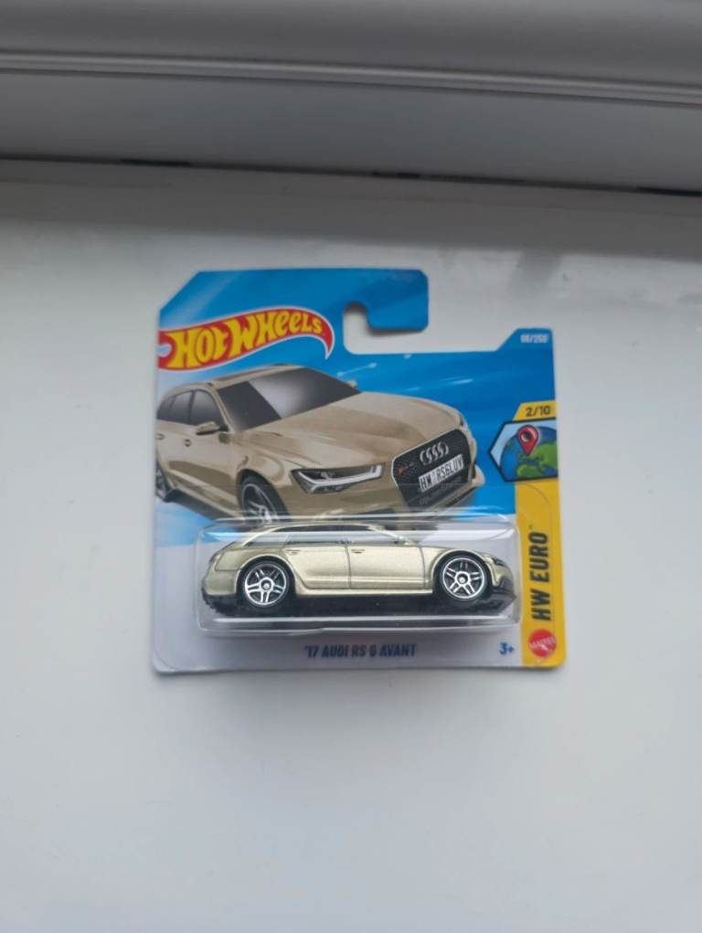 Hot Wheels 17 Audi Rs6 Avant