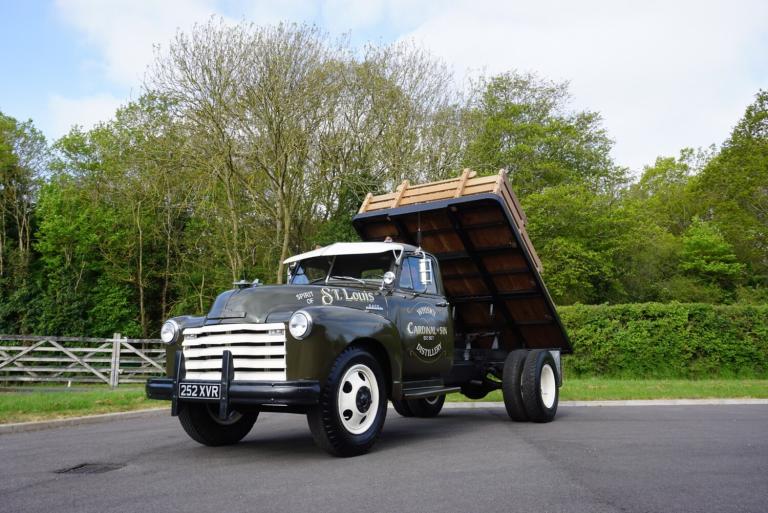 1953 Chevrolet 6400 Pick Up Flatbed Chevy Truck Show Car American Classic Rare 