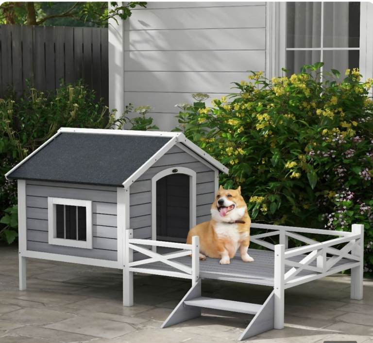 Pawhut small/medium dog house