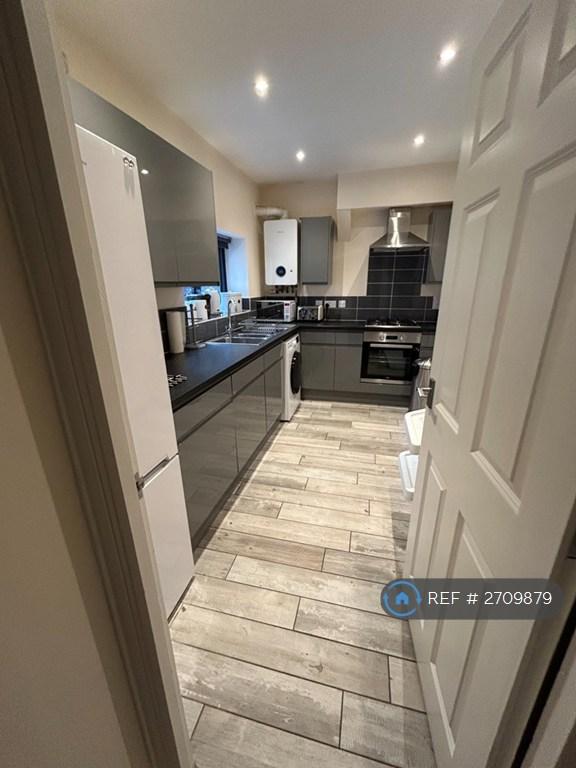 4 bedroom house in Stoke Lane, Westbury-On-Trym, Bristol, BS9 (4 bed) (#2709879)