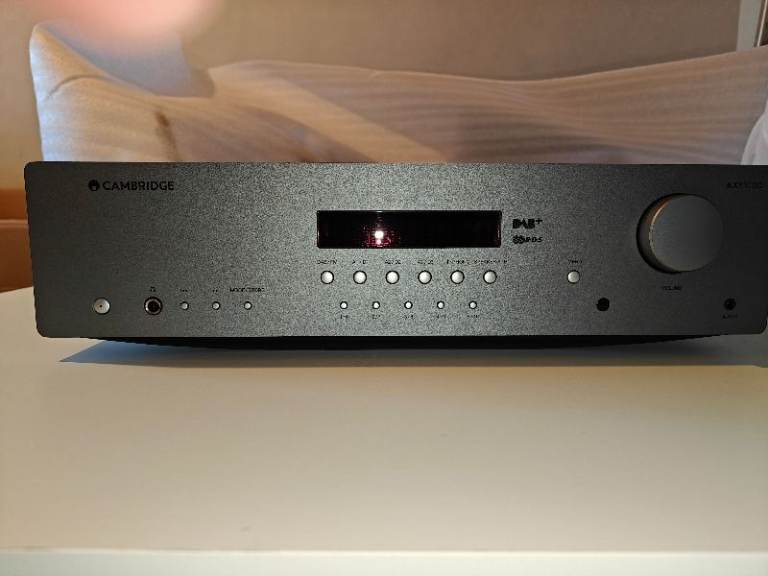 Cambridge Audio - AXR100D FM/DAB+ Receiver Bluetooth 100W - Lunar Grey