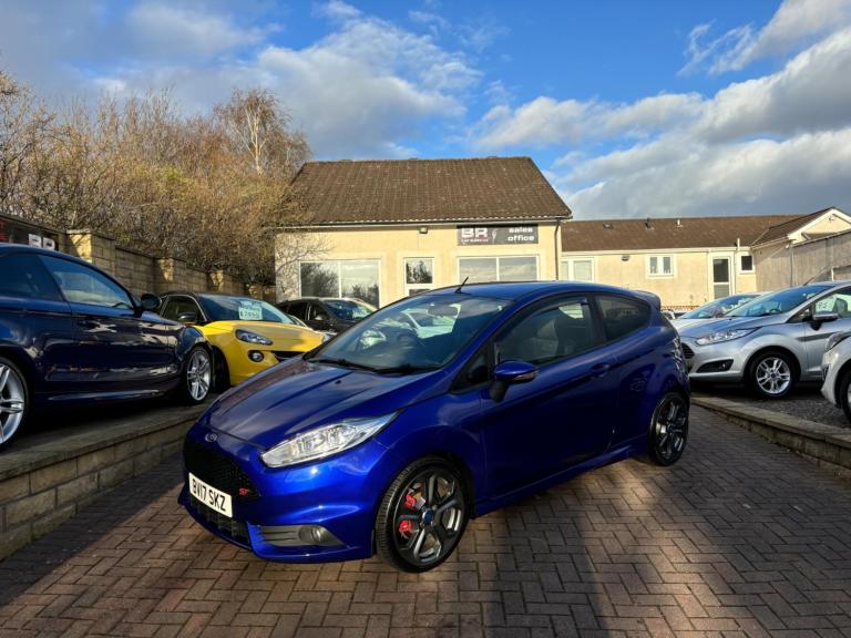 2017 Ford Fiesta 1.6T EcoBoost ST-2 Euro 6 3dr HATCHBACK Petrol Manual