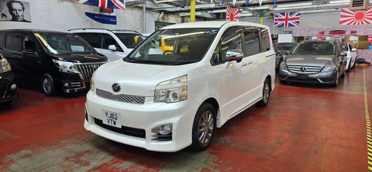 2024 Toyota Voxy AUTO+TWIN POWER DOORS+7 SEATER Petrol Automatic