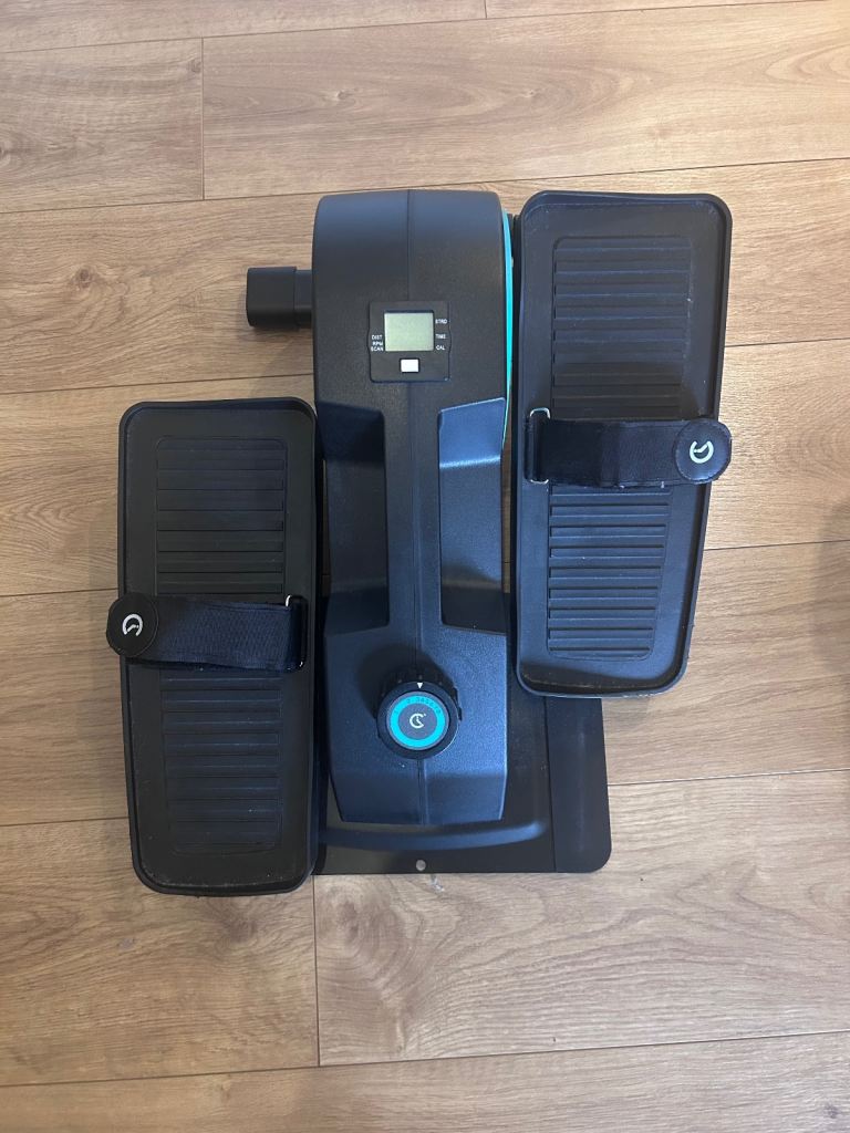 Cubii JR1 Under Desk Pedal Exerciser