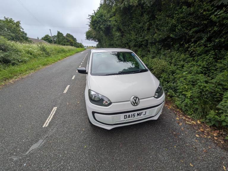 Volkswagen, UP, Hatchback, 2015, Manual, 999 (cc), 3 doors