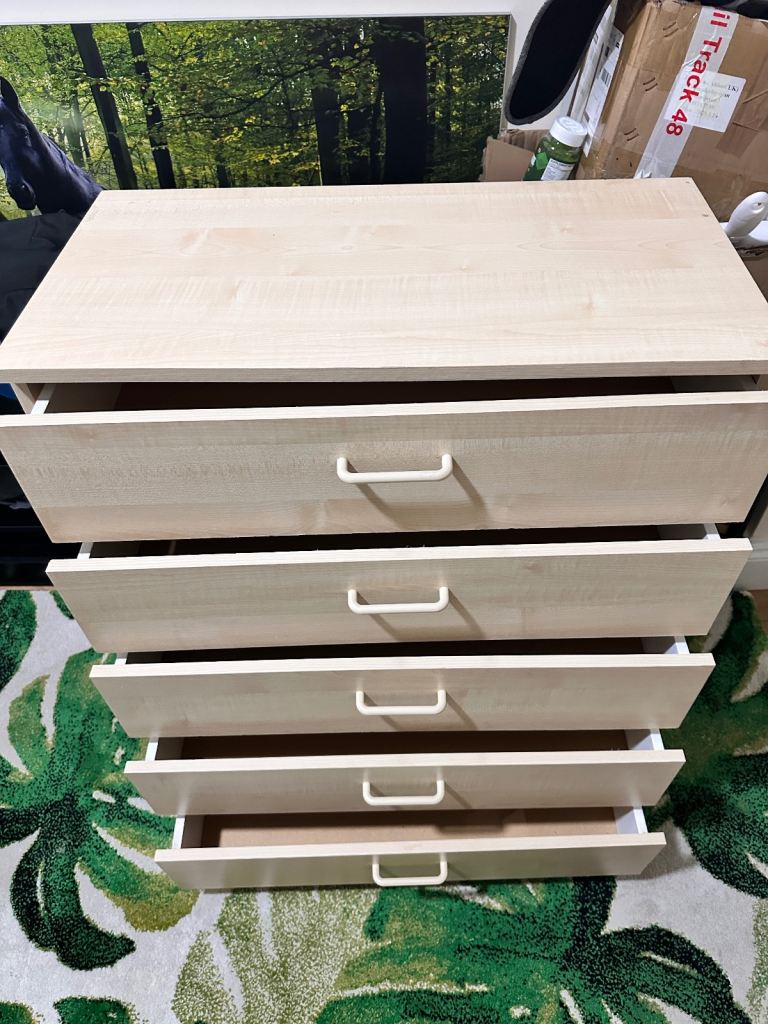 Compact Spacious 5 drawer multipurpose table/sidetable/cupboard