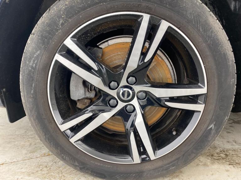 2021 Volvo XC60 2.0 T6 Recharge PHEV R DESIGN 5dr AWD Auto ESTATE PETROL/ELECTRIC Automatic