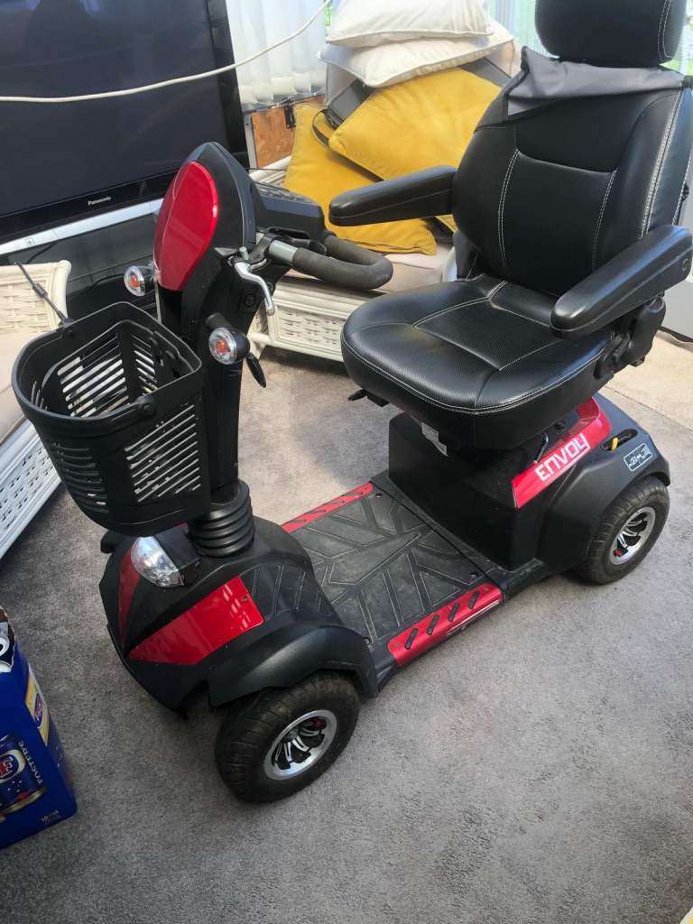 Electric scooter 