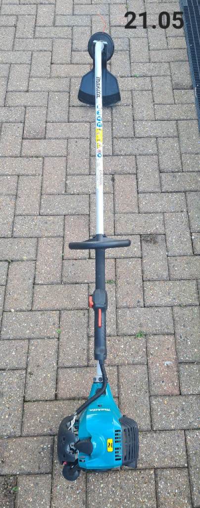Makita 2 Stroke Petrol Strimmers Spares Or Repair