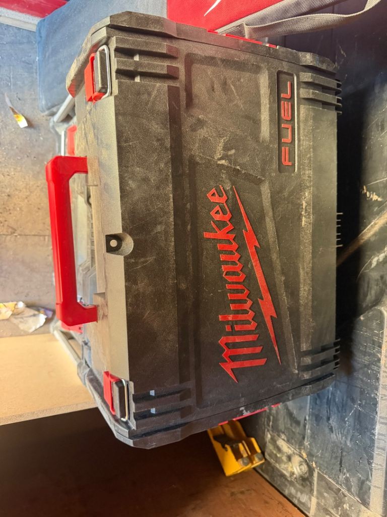 Milwaukee router