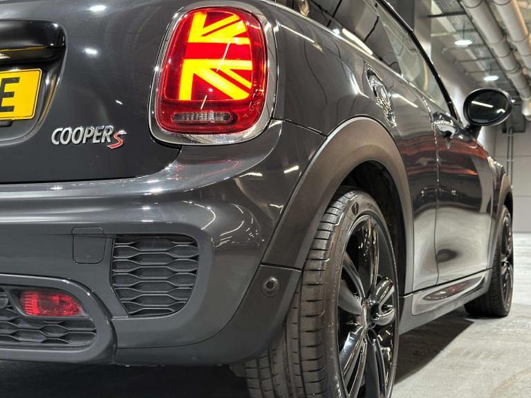 2020 MINI Hatch 2.0 Cooper S Sport II 3dr Auto HATCHBACK PETROL Automatic