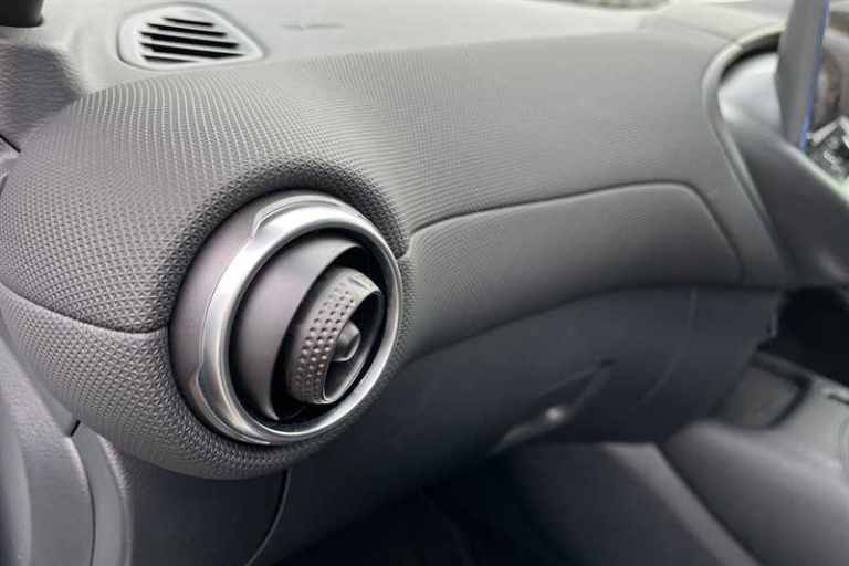 2024 Nissan Juke 1.0 DIG-T N-CONNECTA 5DR DCT Hatchback Petrol Automatic