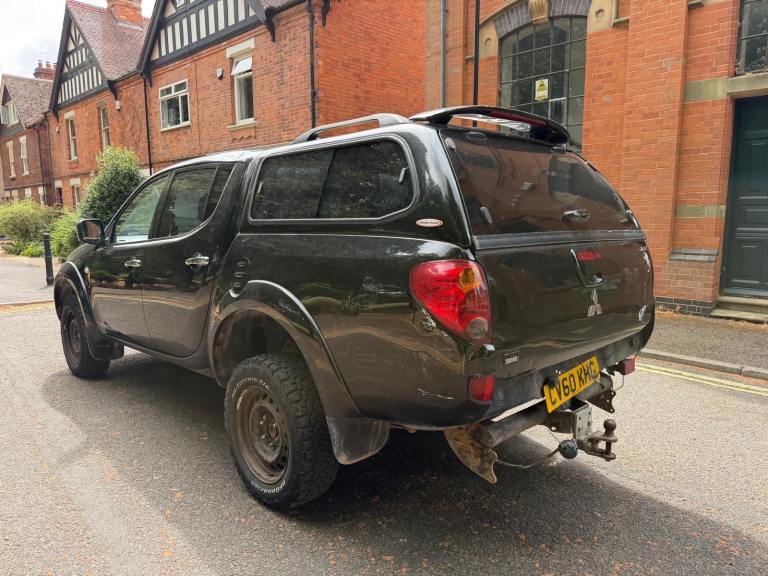 Mitsubishi L200 Pick Up truck 