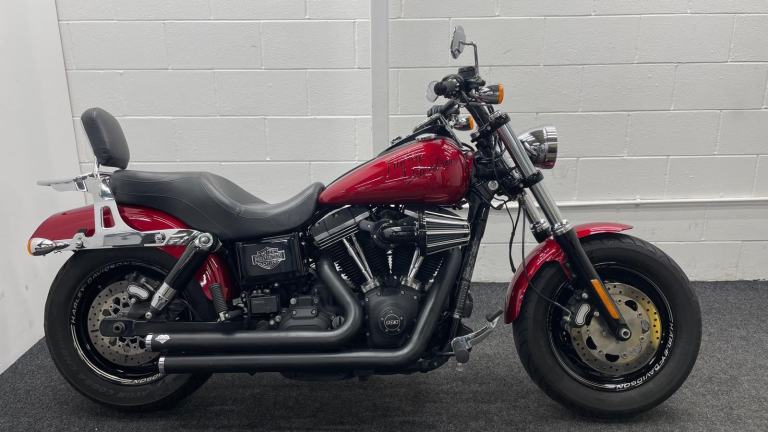 HARLEY-DAVIDSON FXDF FAT BOB 1690 ABS ** Vance and Hines Exhaust **