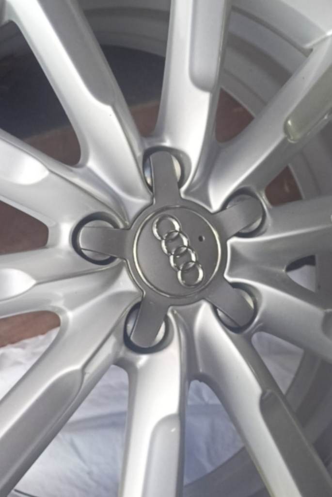 ORIGINAL GENUINE SUV ALLOYS X 4 - 17 INCH - WITH LIKE NEW TYRES X 4