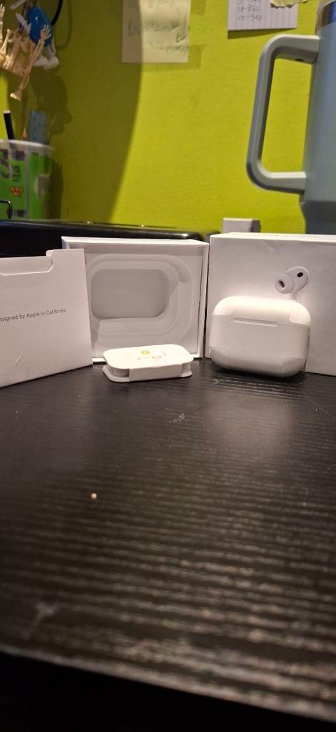 Apple AirPods Pro 3 brand new