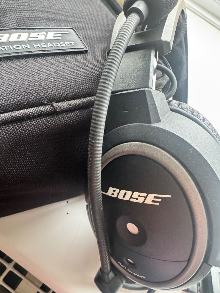 Bose A20 Aviation Headset with Bluetooth 