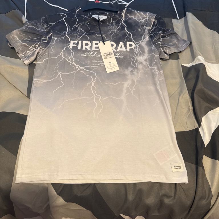 New with tags Firetrap Dark lighting tshirt