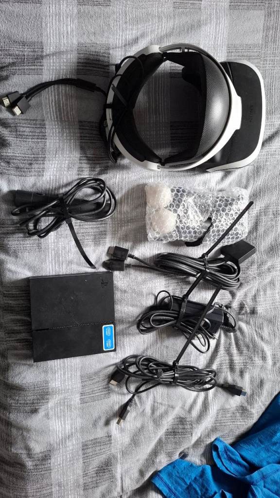 Sony PlayStation VR Headset with Processor Unit and Cables