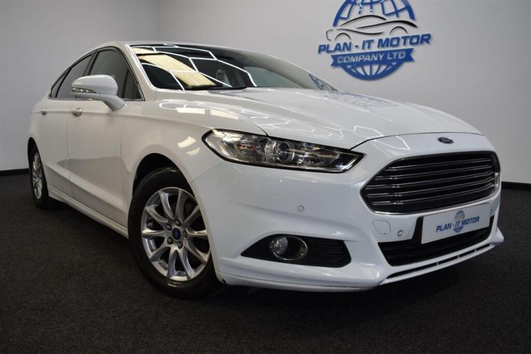 2015 Ford Mondeo 1.6 TDCi ECOnetic Zetec Euro 5 (s/s) 5dr Hatchback Diesel Manual