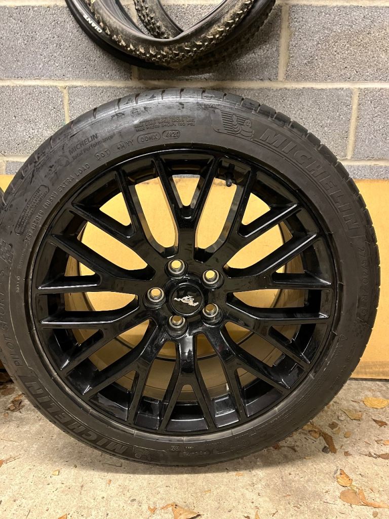 Ford Mustang GT wheels 2020