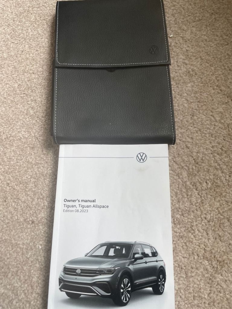 Volkswagen Tiguan/Allspace 2023 onwards Owner's Manual & Wallet – As Good As New