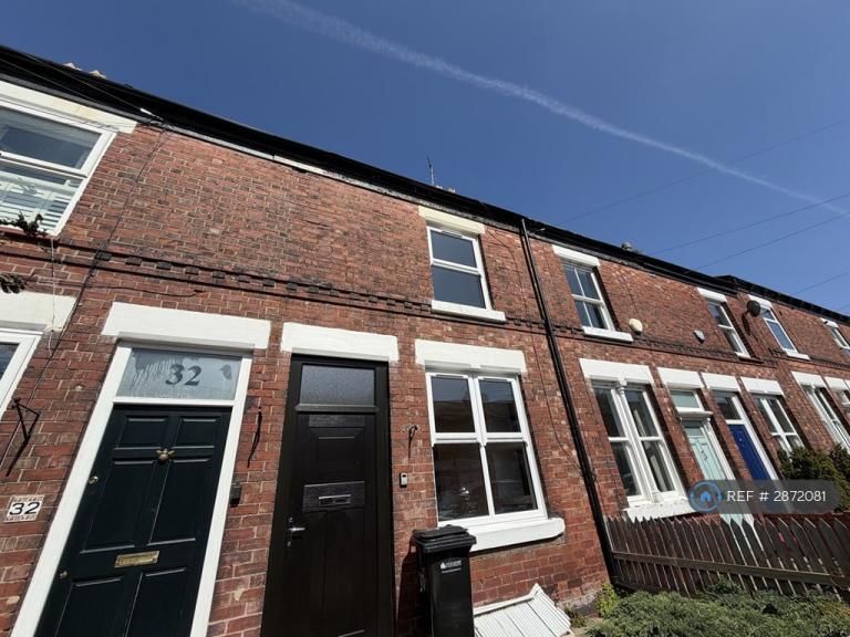 2 bedroom house in Lyme St, Stockport, SK4 (2 bed) (#2872081)