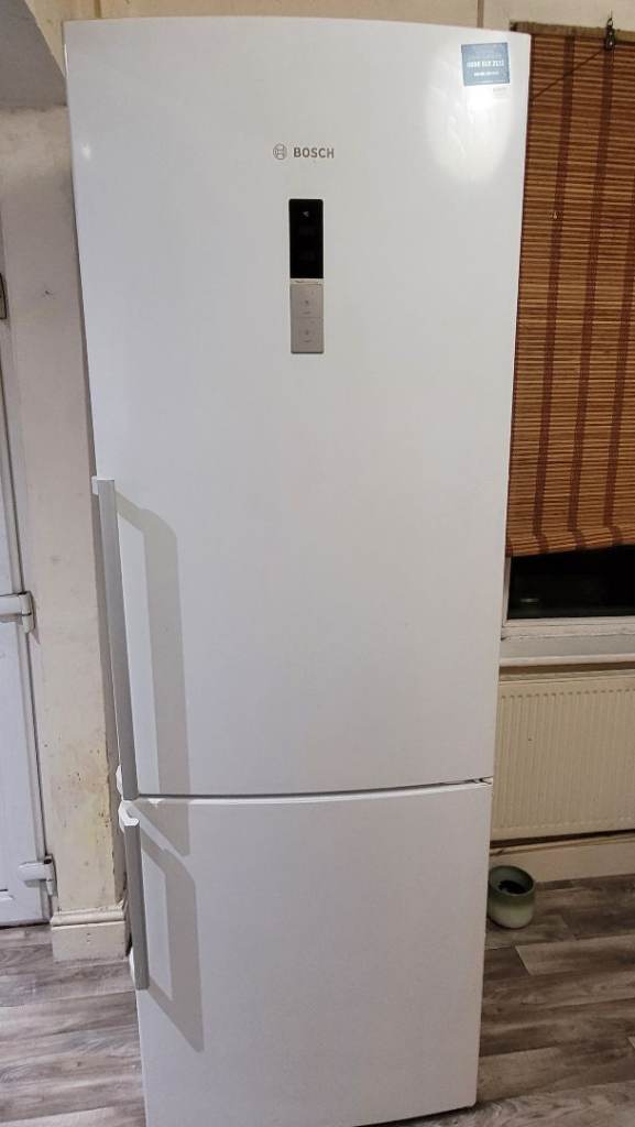 Bosch frost free fridge freezer