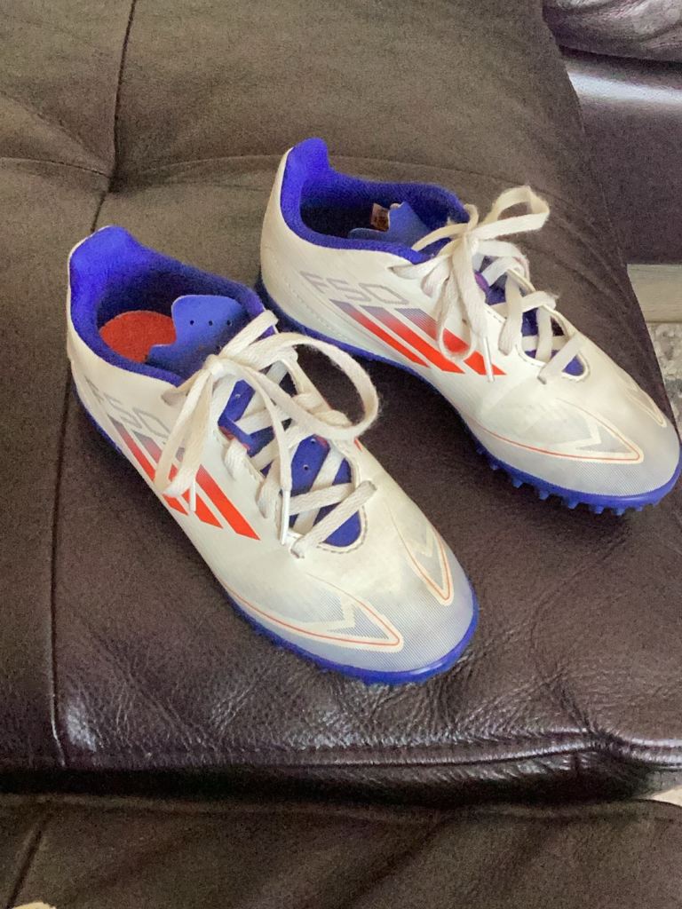 Adidas F 50 Astro turf football boots
