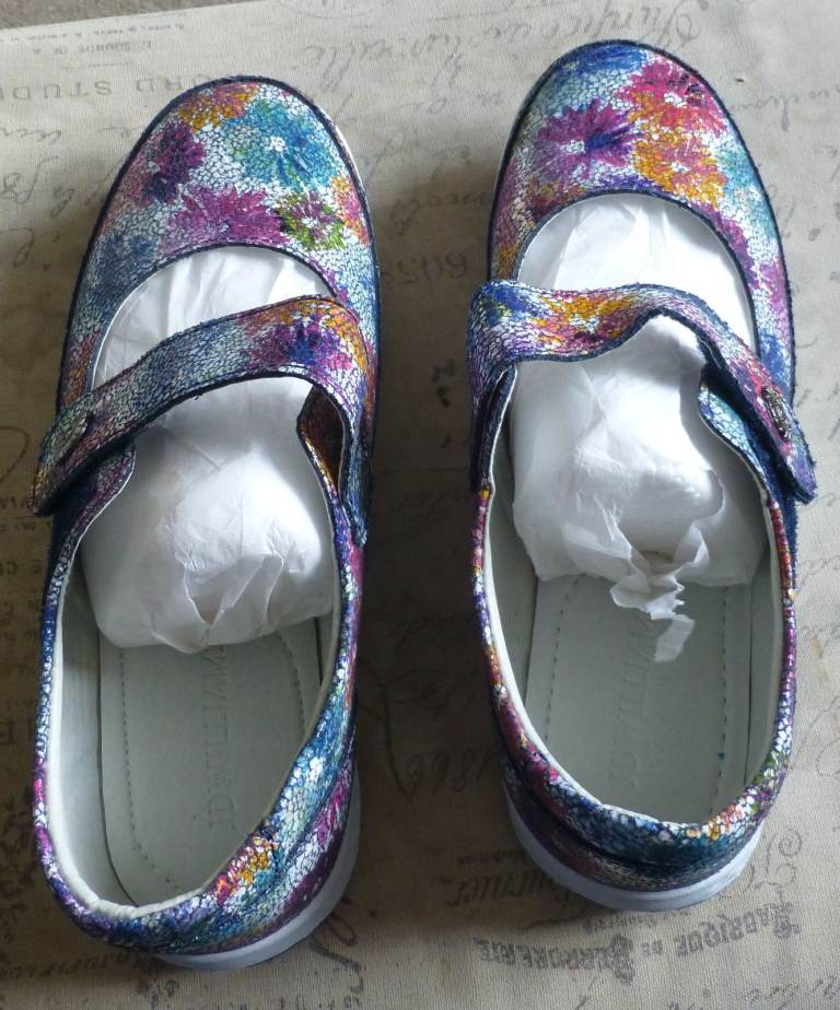 Ladies shoes Size 7 EEEEE by JD Williams