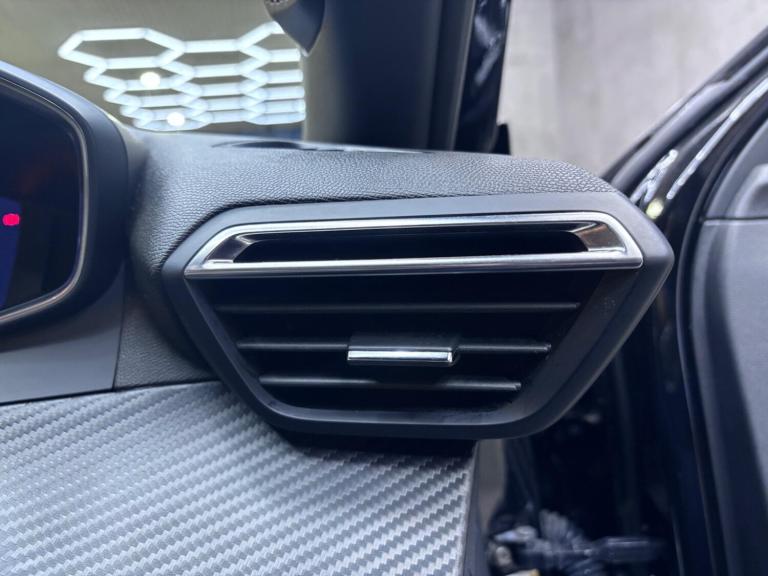  Peugeot 2008 1.2 PureTech Allure EAT Euro 6 (s/s) 5dr Petrol Automatic