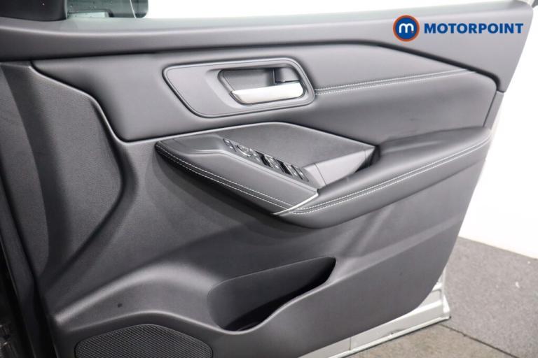 2025 Nissan Qashqai 1.3 DiG-T MH 158 N-Connecta 5dr Xtronic HATCHBACK PETROL Automatic