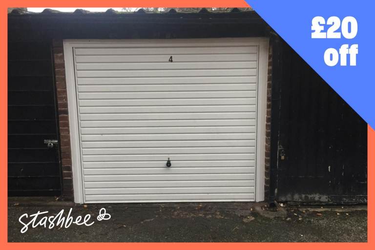 Garage to rent in London (N4) | Stashbee