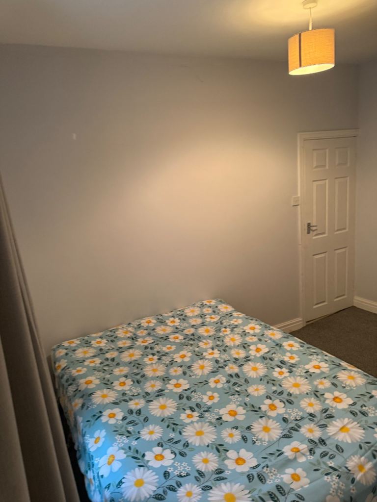 Double bedroom 