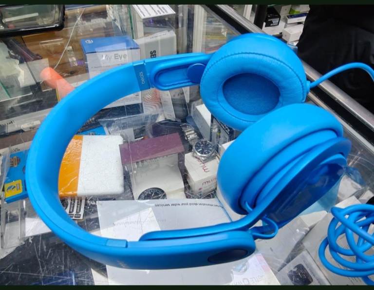 image for Beats MIXR headset by Dr. Dre Headphones | WIRED | Black | CLEAN Condition EXCELLENT