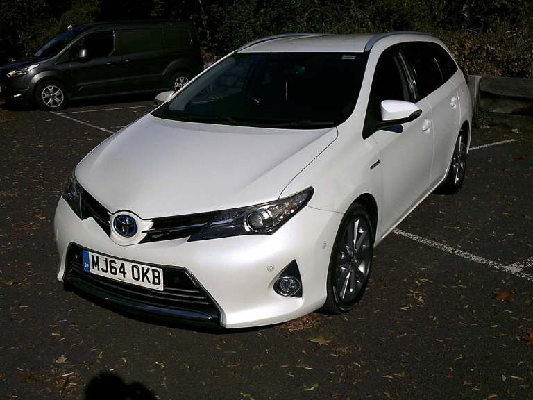 2014 Toyota Auris 1.8 VVTi Hybrid Excel 5dr CVT Auto ESTATE Petrol/Electric Hybrid Automatic