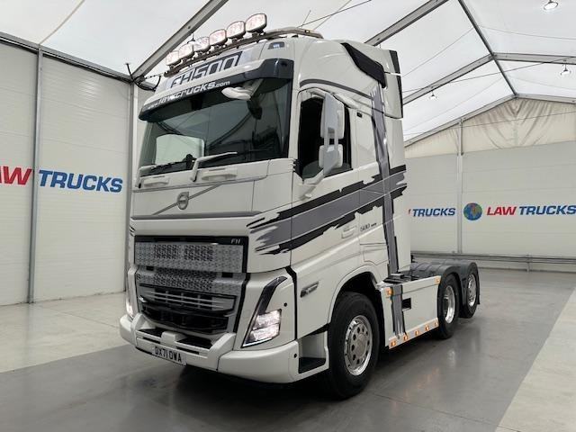 Volvo FH 500 6x2 Rear Lift Tractor Unit PTO