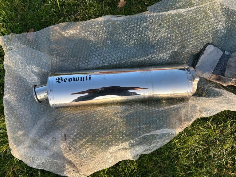 Beowulf exhaust for Honda fireblade 954 