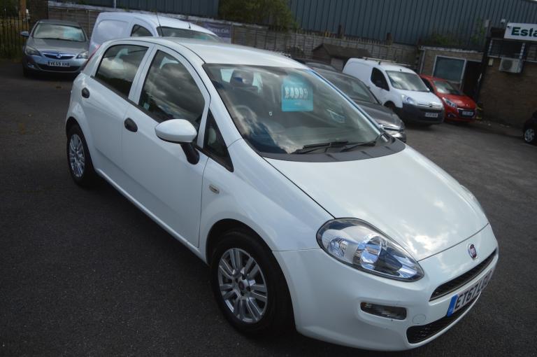 2018 Fiat Punto POP PLUS 5-Door Petrol