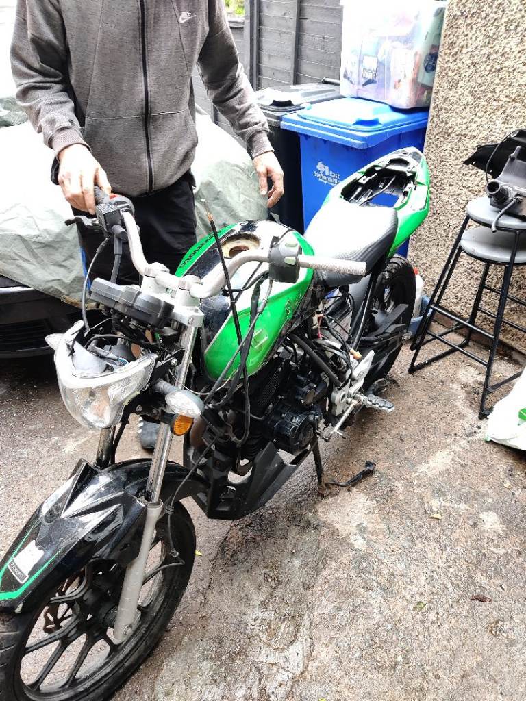 Lexmoto venum 2016 non runner spares or repairs 