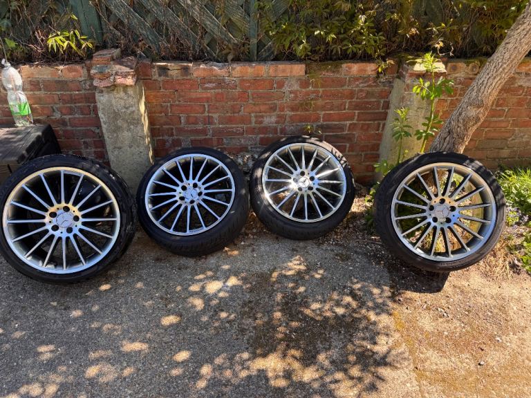 Mercedes 19inch alloys with Yokohama tires