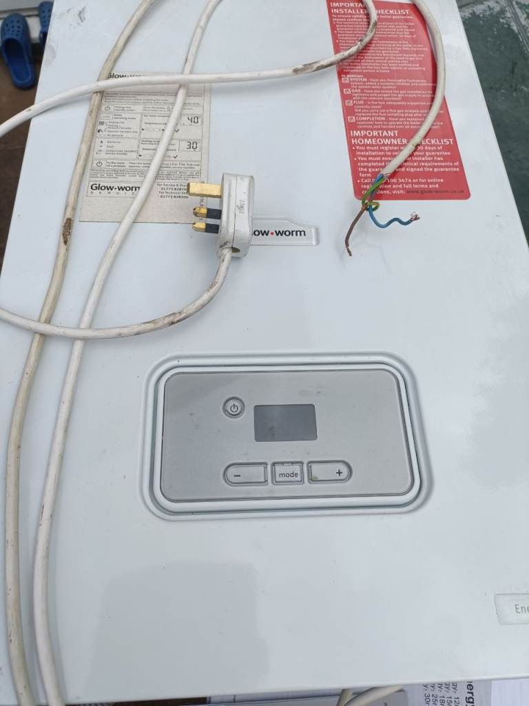 Glowworm energy 18r heat only boiler 3 yrs old