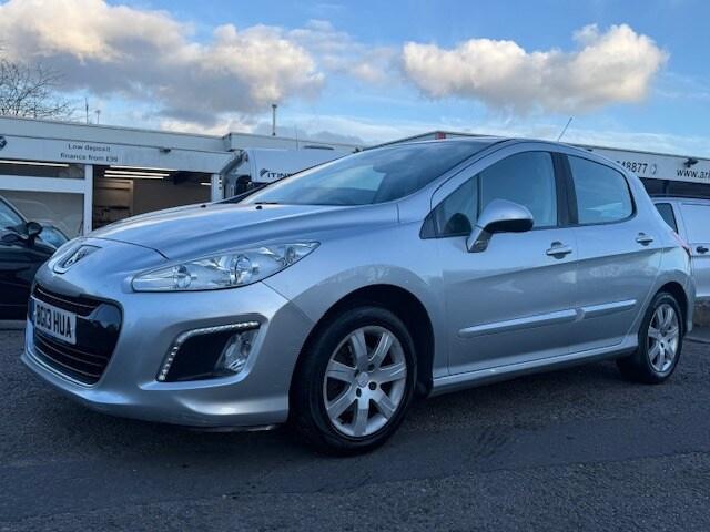 2013 Peugeot 308 1.6 HDi 92 Active 5dr [Sat Nav] HATCHBACK Diesel Manual