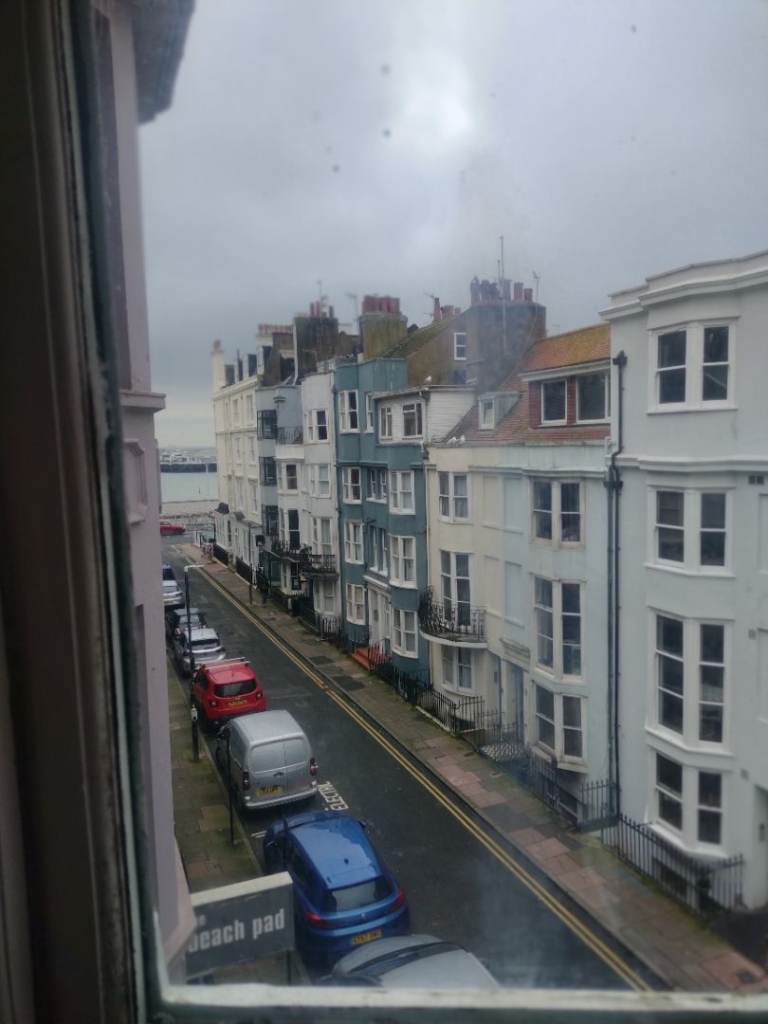 2 double rooms 2 min. to Pier& royal pavilion
