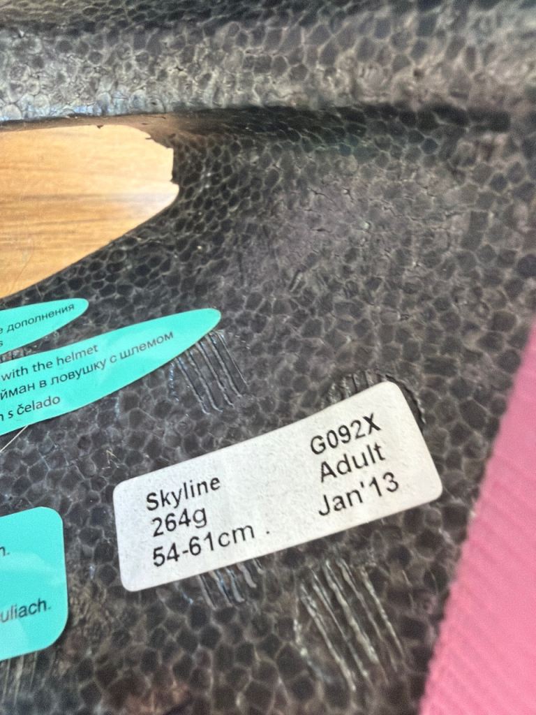 Skyline G092X Adult Bike Helmet 54-61cm – Good Condition